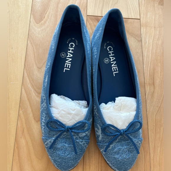 Chanel Denim Ballet Flats - Picture 2 of 6